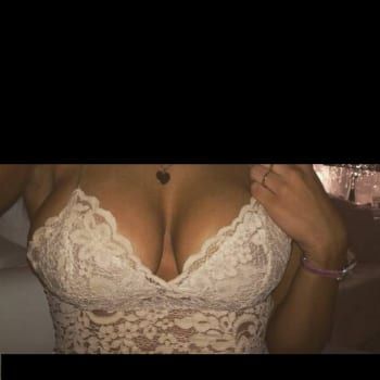 Profil de Sue, 38 ans, Cougar nue à St-Blaise (Neuchâtel)